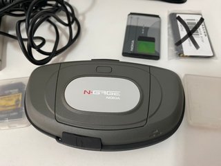 Console e telefono Nokia N-Gage QD