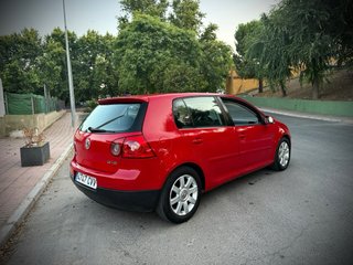 Volkswagen Golf 2004
