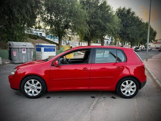 Volkswagen Golf 2004