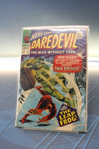 Marvel Comics. Daredevil #25, 1967. USA. ”Enter: The Leap - Frog!”.