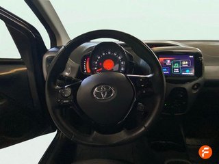 Toyota Aygo 1.0 70 x-play