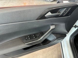 Volkswagen TAIGO Life 1.0 TSI 70kW 95CV (2022)