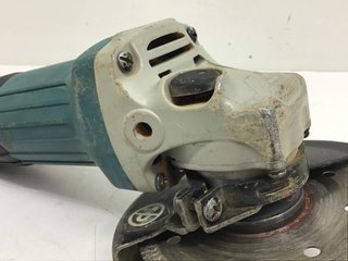 radial makita ga4530r