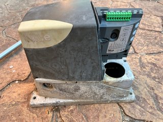 Motor Nice 400kg para revisar