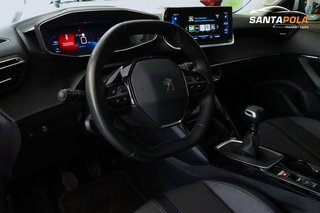 Peugeot 2008 Allure Pack Puretech 130 SS BVM6 (2021)