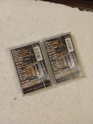2 CASSETTES CHAMPÚ PEINE Y BRILLANTINA ROCK & ROLL