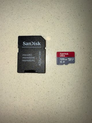 Tarjeta MicroSD SanDisk 128 GB con Adaptador