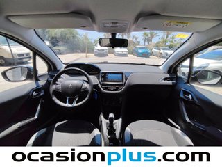 Peugeot 208 1.2L PureTech Style 60 kW (82 CV)