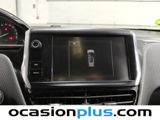Peugeot 2008 BlueHDi 100 Style 73 kW (100 CV)