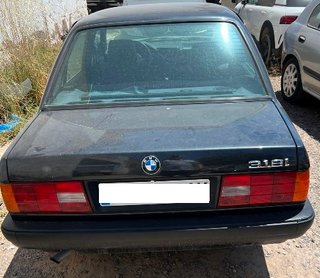 Bmw 318I / 4  Nacional serie 3 versión E30 clasico