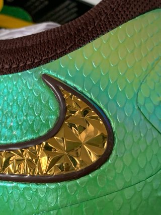 Nike Phantom 6 x Travis Scott Dorado/Verde