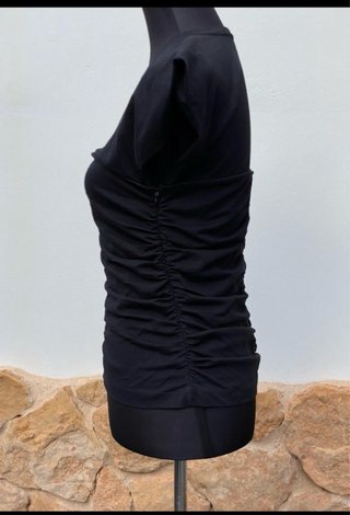 Camiseta Mango Negra Fruncida