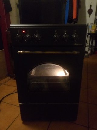 Cocina vitrocerámica semi nueva