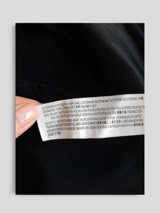 Vestido Zara Negro Talla S/36 con Collar