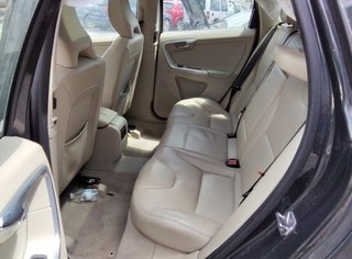 1889075 volvo refuerzo 31395572 xc60 inscription