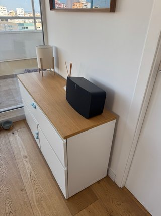 Mueble BESTA Ikea madera y blanco