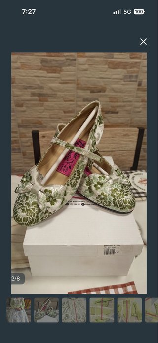 Zapato fallera verde y blanco