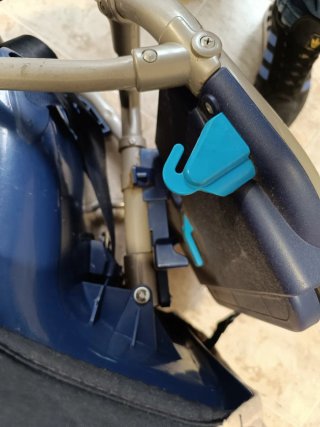 Silla de coche Chicco 22€ + gastos de envío.