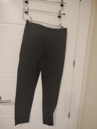 Pantalones negros de talle alto