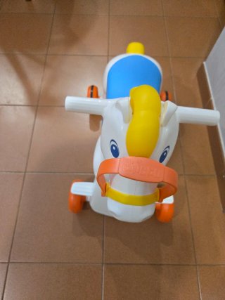 Caballo correpasillos Chicco