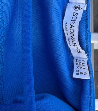 Vestido azul Stradivarius