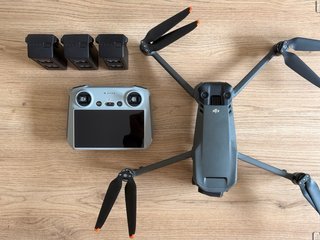 DJI Mavic 3 Pro Fly More Combo