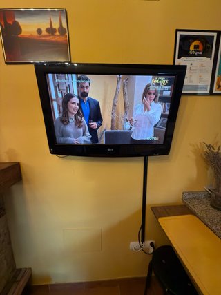 Televisor LG Negro 32 pulgadas