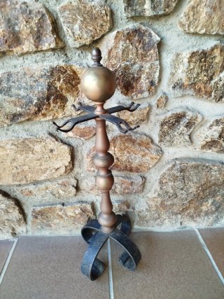 PORTAHERRAMIENTAS DE FORJA ANTIGUO PARA CHIMENE