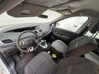 Renault Scenic 2012