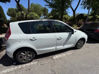 Renault Scenic 2012