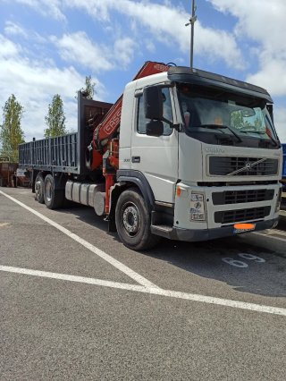 Camión Grúa Volvo 3 Ejes en venta por Jubilación.
