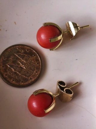 Pendientes oro 750 y coral rojo