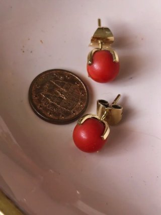 Pendientes oro 750 y coral rojo