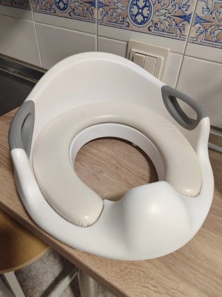 Adaptador infantil para váter