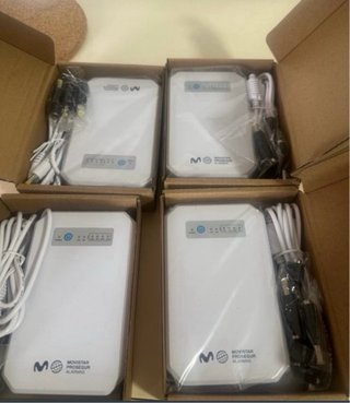Confezione da 4 UPS da 12V nuovi, solo spedizioni tramite Inpost