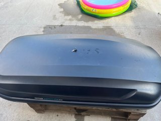Cofre Bermude 300L + baca universal Cruz