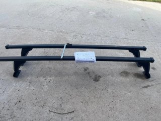 Cofre Bermude 300L + baca universal Cruz