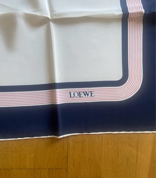 Pañuelo Seda LOEWE Vintage 35 Azul Blanco