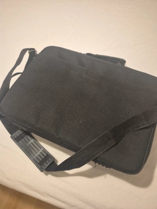 Maletín Monray Negro para Portátil o Documentos
