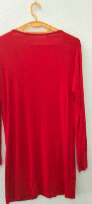 Chaqueta Larga Roja Botones y Bolsillos