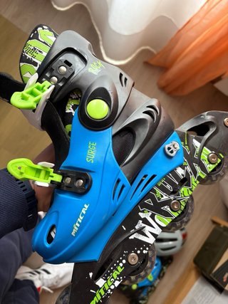 Patines en línea y casco para niños Mitical