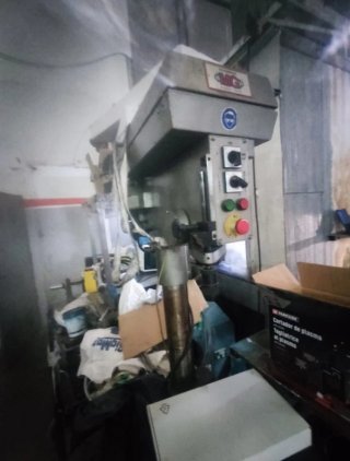 Taladro de columna MG + Mordaza de regalo