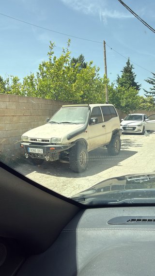 Nissan Terrano II 1998