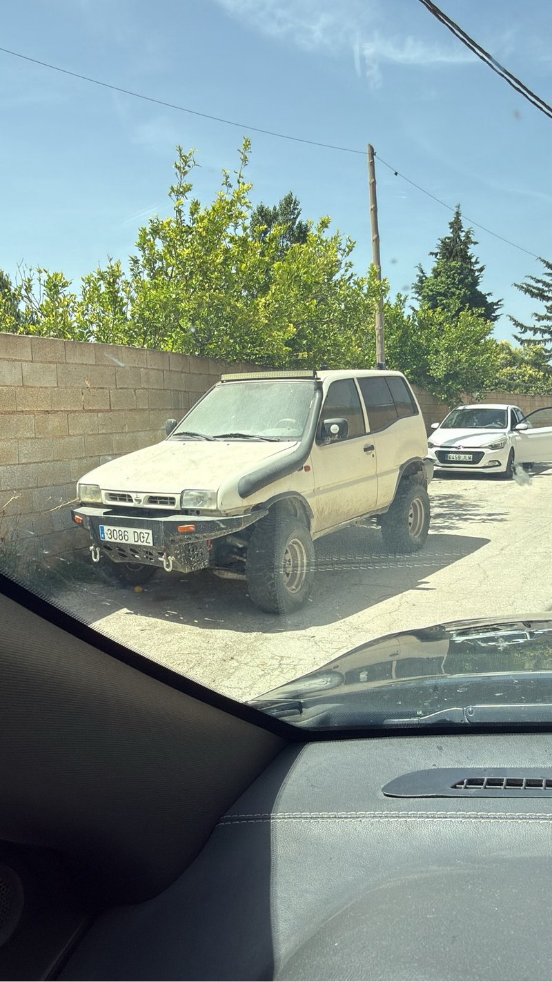Nissan Terrano II 1998 - foto 1
