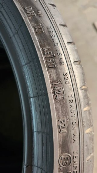 Neumáticos 295 30 20 Pirelli