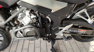 Honda CB500X Roja 2019 - Full Extras