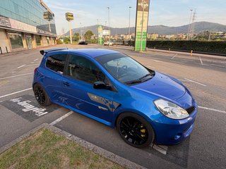 Renault Clio sport 200cv