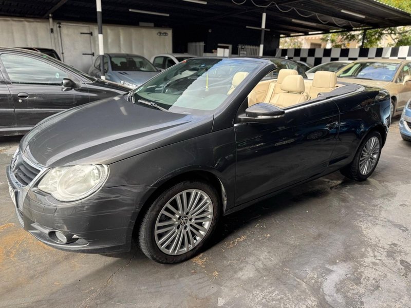 volkswagen eos 2.0Tdi - foto 1