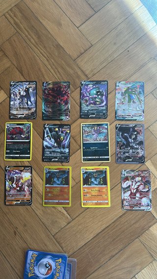 Cartas Pokémon Variadas