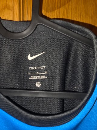 Camiseta Nike Azul y Gris